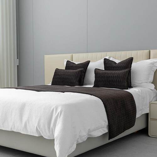 轻奢复古深棕色酒店床尾巾抱枕民宿搭毯咖色系样板间床旗靠枕腰枕