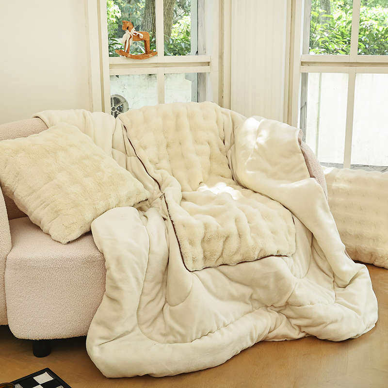 冬季加厚兔毛绒抱枕被子二合一两用车载靠垫枕头办公室午睡折叠毯,居家布艺,靠垫/抱枕,淘宝优惠券,粉丝福利购,淘宝优惠卷