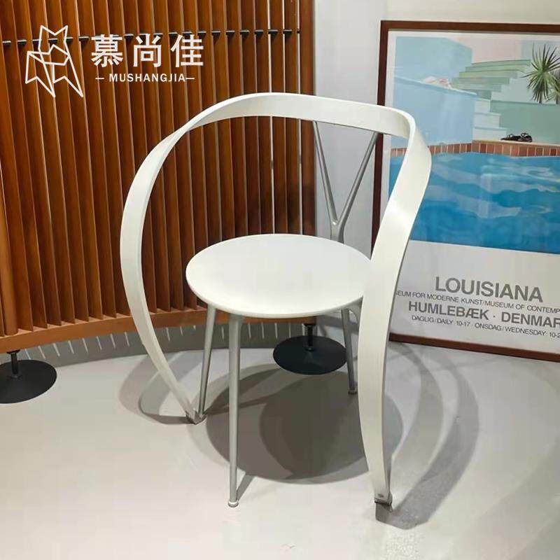 2I意式简约reverse客厅餐厅扶手餐椅轻奢接待异形单人休闲飘带椅