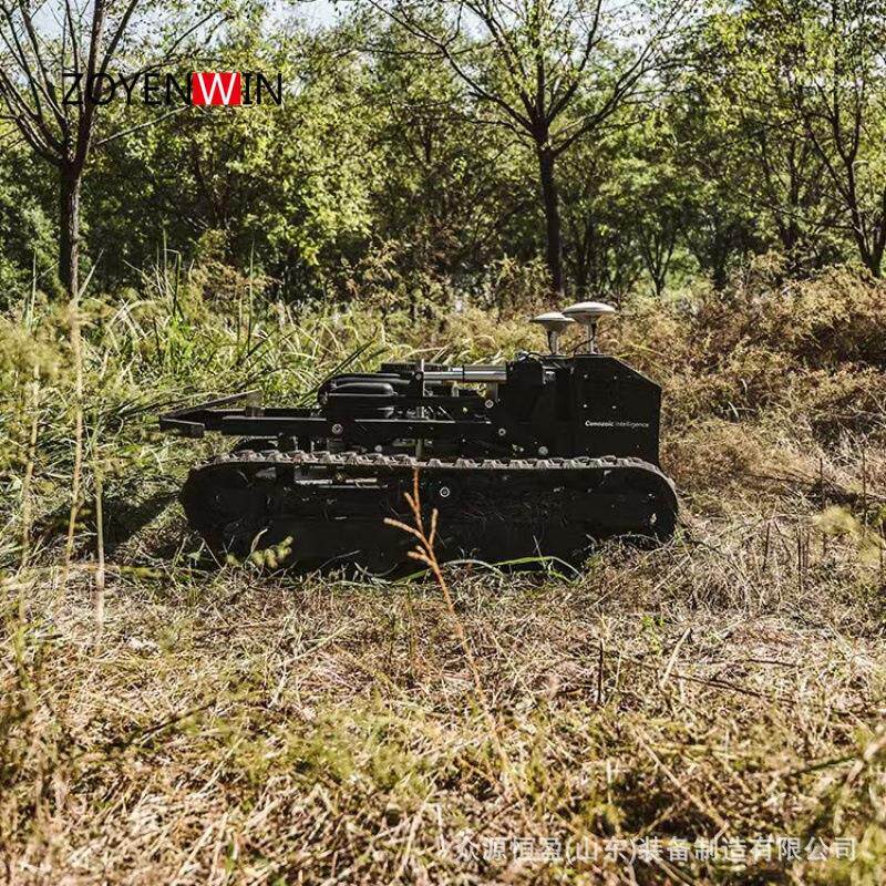 采用RTK卫星定位技术和低速无人驾驶全电智能割草机 带导航 基站