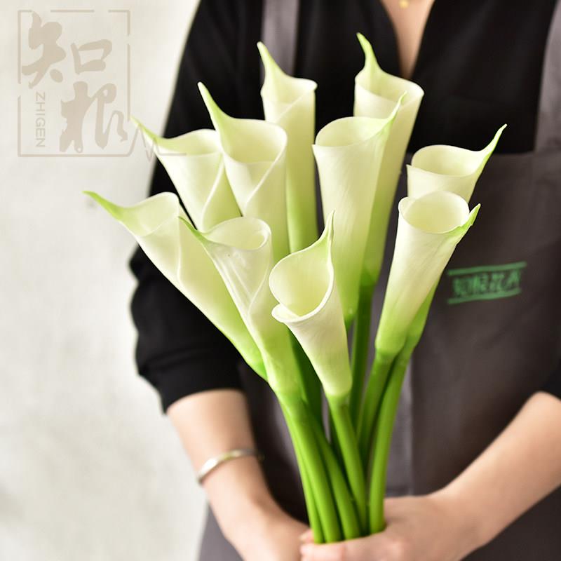 高档彷真手感保湿马蹄莲花束客厅假花装饰花卉餐桌高级插花摆件