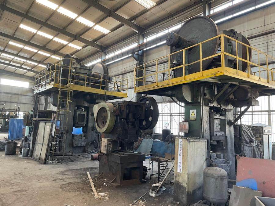 1月16日泰安机械公司土地使用权两宗及地上房屋建筑物、构筑物、原材料、在库周转材料、机器设备等资产网络拍卖公告