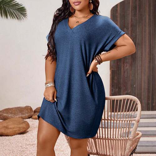 Plus Size Women's Light V-Neck Batwing Sleeve Dress Loose