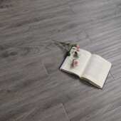 强化木地板 复合8mm10mm12mm封蜡E1级耐磨防潮北欧风上门安装