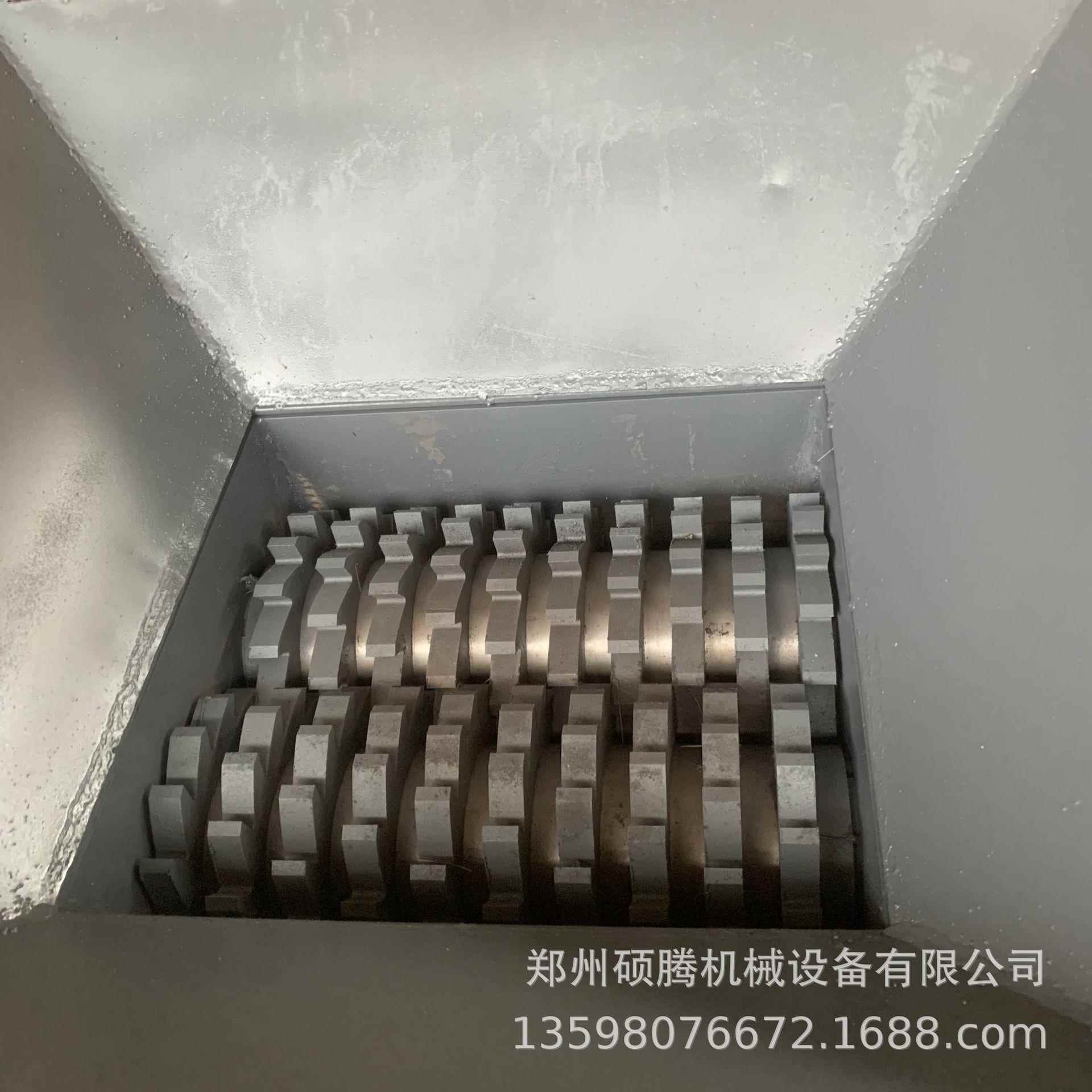 废旧书纸壁纸纸管子粉碎机大型塑料胶头注塑机头料边角料撕碎机