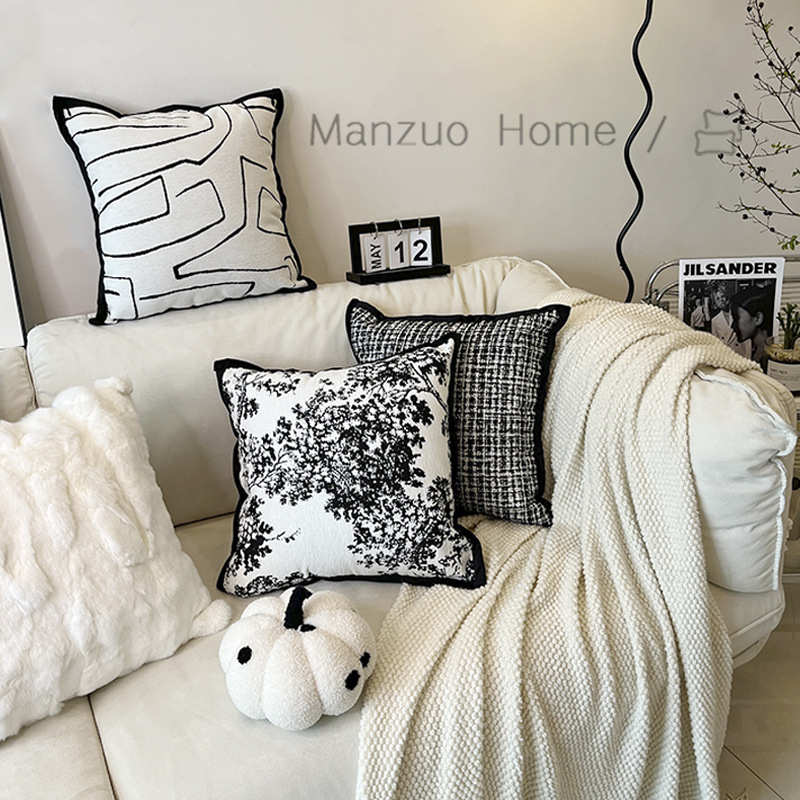 满座网红ins风法式黑白小香风抱枕客厅沙发靠枕轻奢设计师款靠垫
