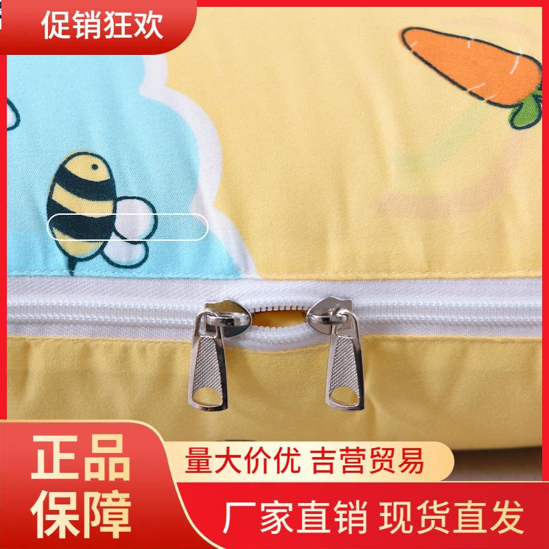 V45O两用抱枕被子折叠靠垫被沙发靠枕坐垫靠背汽车午睡空调被枕头