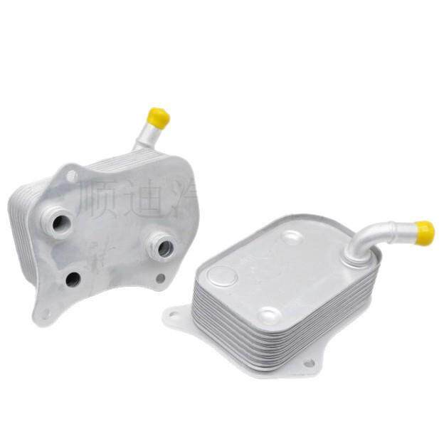 发0动机机油散热器冷却器变速散热器2706箱11B7021