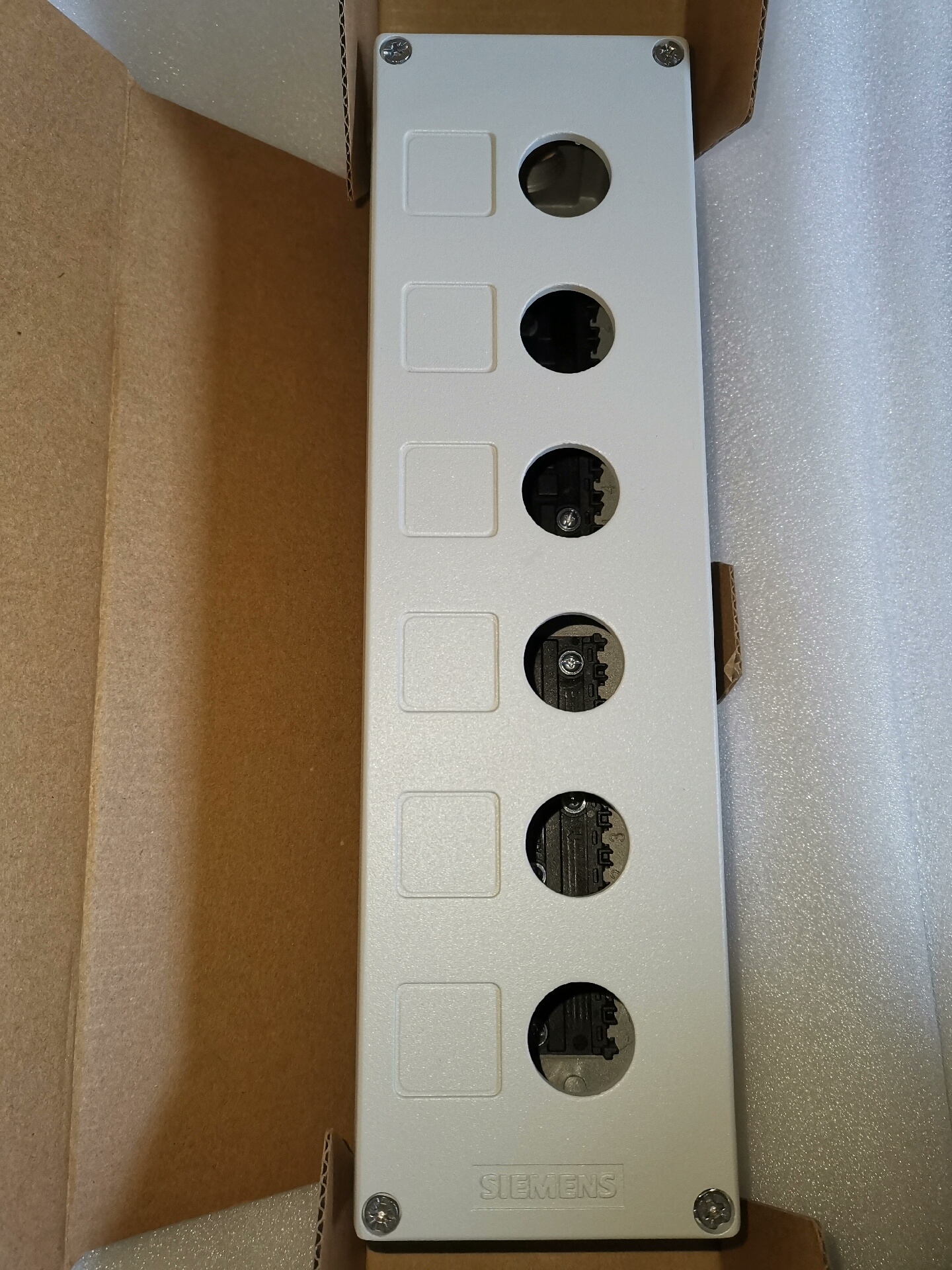 全新正品西门子3SU1856-0AA00-0AB1外壳，金属