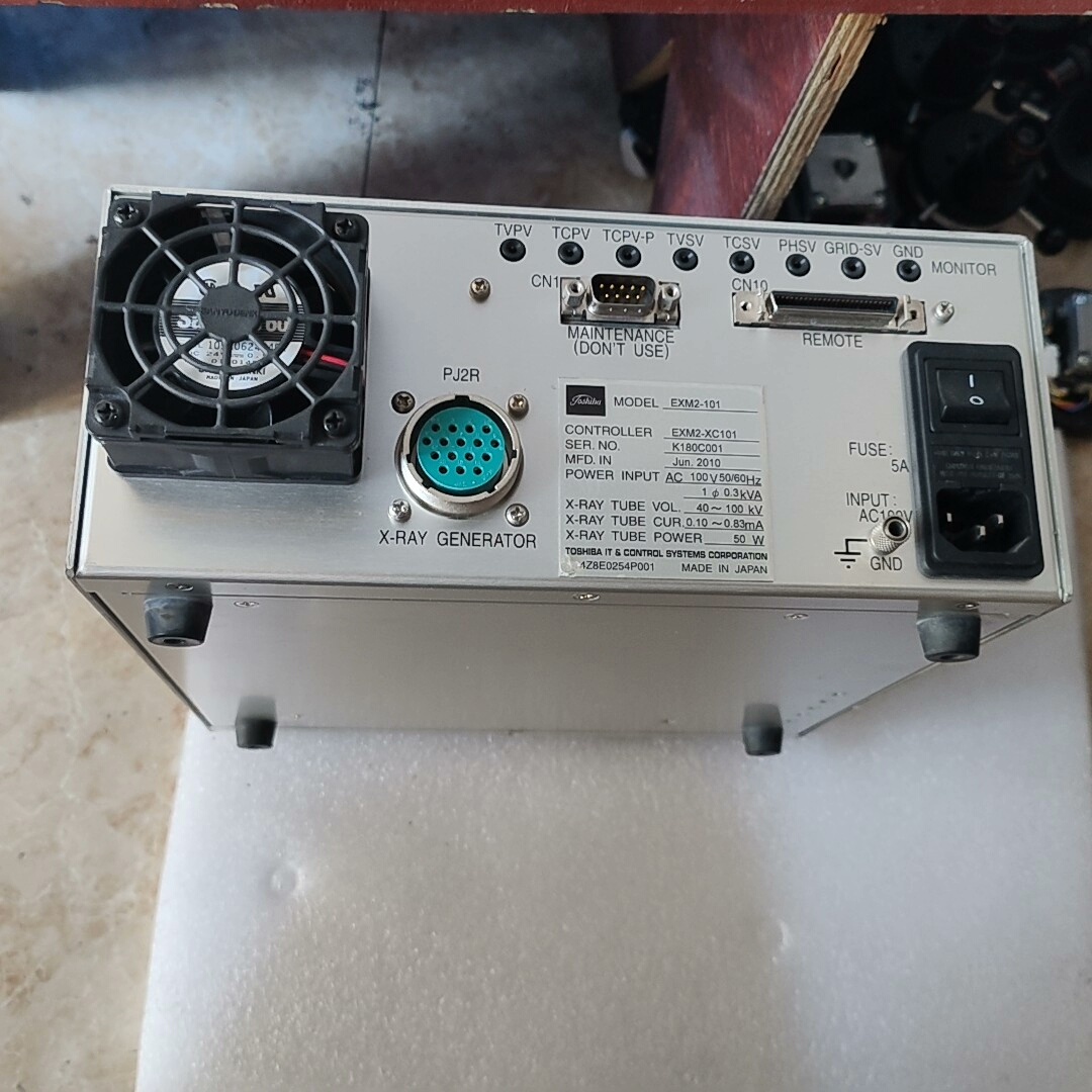 二手東芝EXM2-101  X射线控制器，通电正常，包功能，