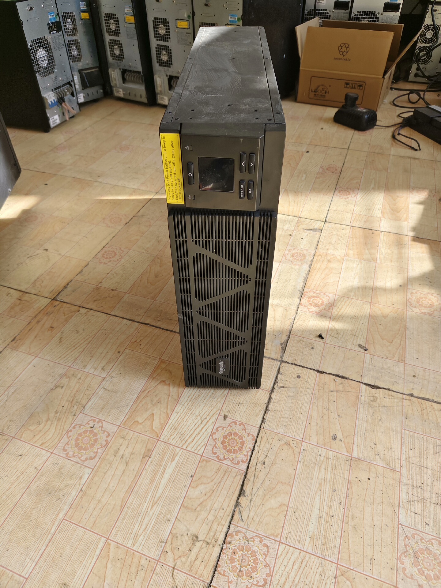 施耐德SPM20KL-33P  20KV  20KW  直流