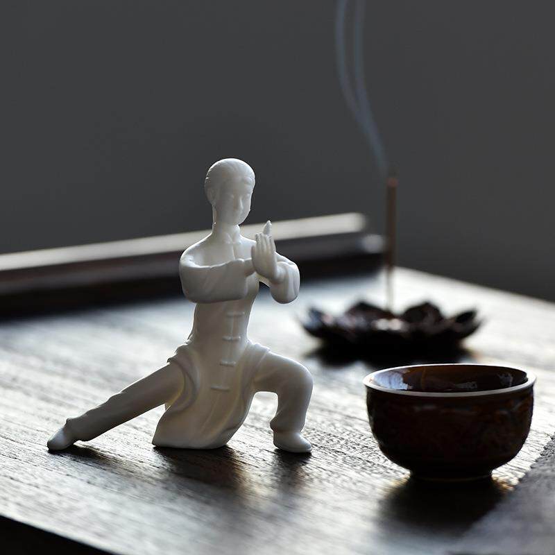 禅意白瓷茶宠摆件太极拳人物造型茶具配件茶玩茶桌茶艺摆设