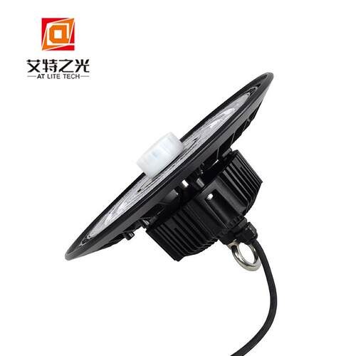 艾特之光100W150W200W300W400W LED工矿灯P65防水等级高棚灯 - 封面