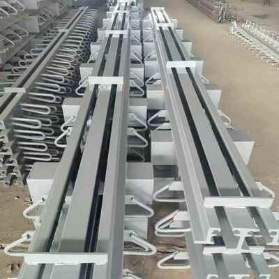 型厂家179生产公路桥梁伸缩缝型钢数式C钢梳模异齿板式伸缩装置