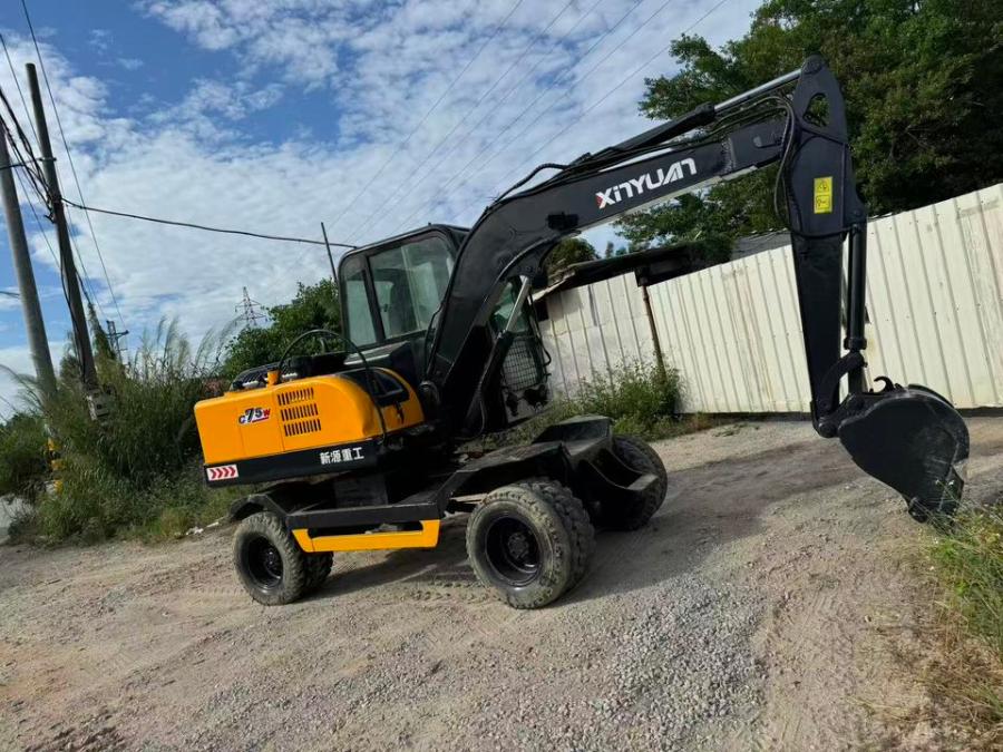 11月7日漳州新源轮式挖掘机一台网络拍卖公告