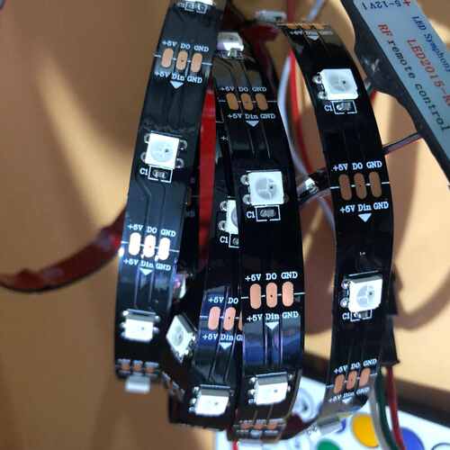 WS2812B幻彩LED单点单控灯带5V全彩5050贴片内置IC灯珠炫彩软灯条