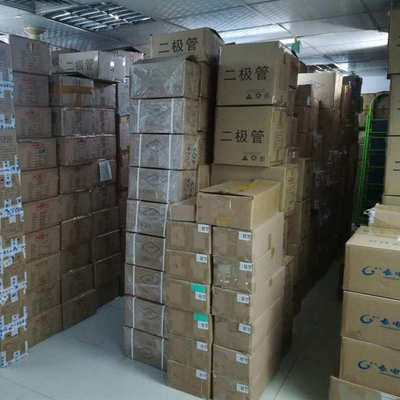 厂家 BZX55C12 DO-35封装 12V 0.5W 直插玻璃稳压二极管