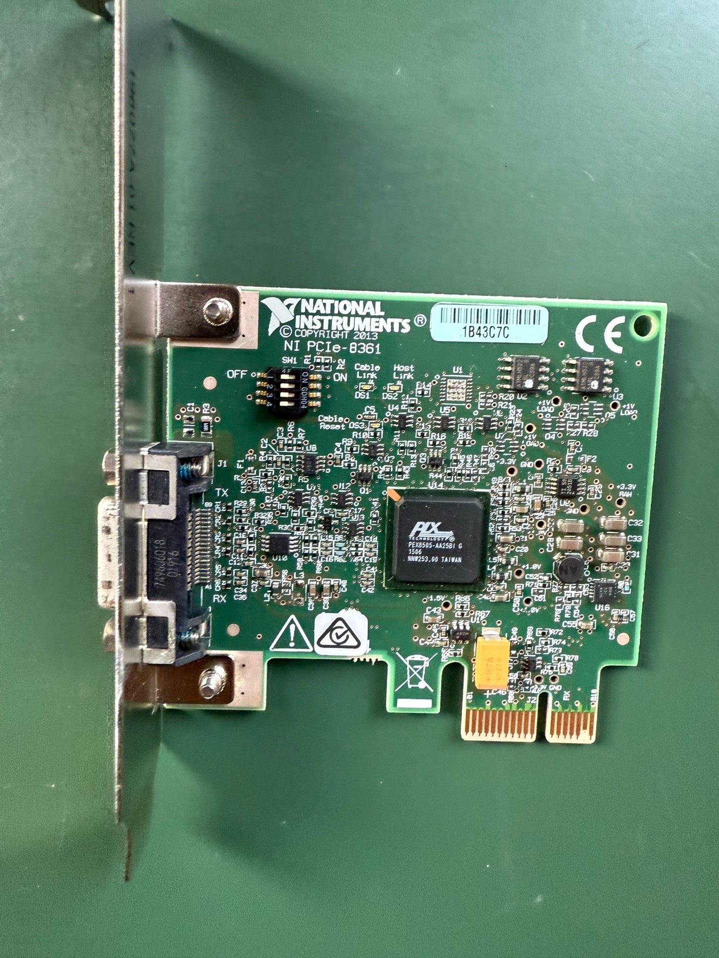 ni Pcie8361远程控制卡，成色新