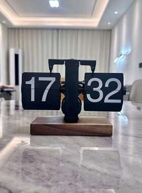 客妙刻桌创意简约自动翻页时钟复古厅面居摆件F001家数字机械座钟