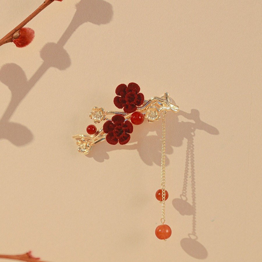 中国红色梅花流苏发夹侧边发饰