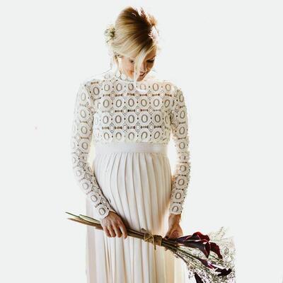 Women's lace stitching linen pregnant woman fluttering