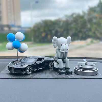 正品太人汽车摆件高档男车载香薰高小级感水创意太空人车内空装香