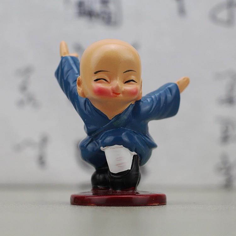 拳装功夫小彩衣四款和尚汽车摆件家居饰酒柜公室摆件树脂艺品工厂