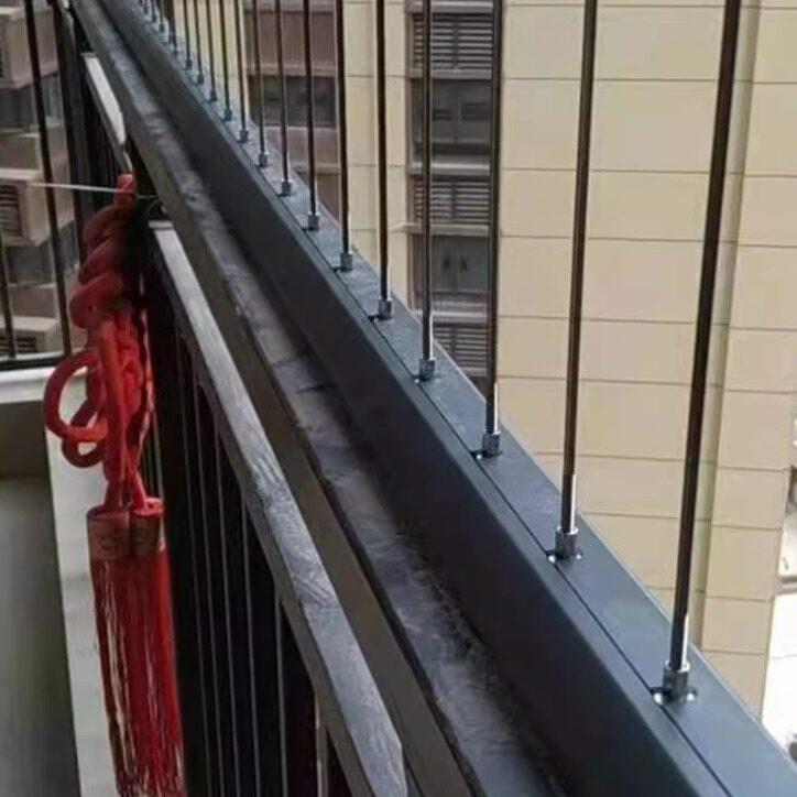南宁实心钢隐刑防盗网不锈钢304防护网安全网封阳台高层全国发货