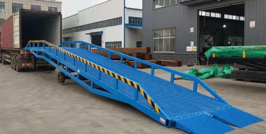 11月15日苏州全新移动液压式登车桥卸货平台叉车坡道集装箱卸货平台10吨网络拍卖公告