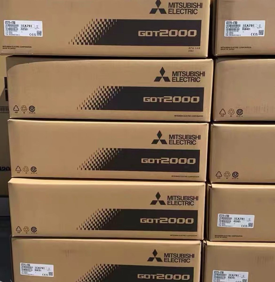 三菱GT2715-XTBD/GT2715-XTBA 原装正品