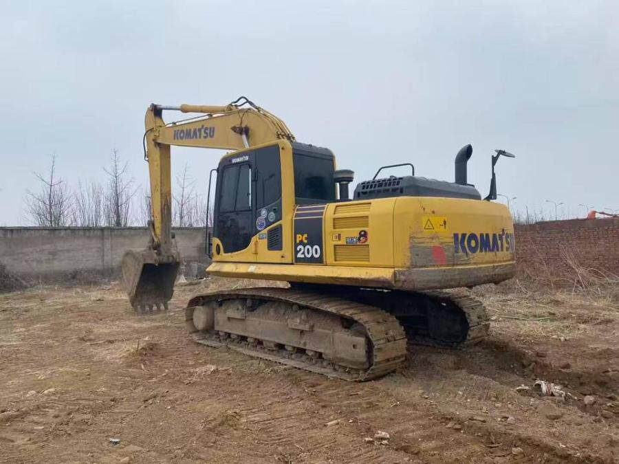 4月9日北京小松200挖掘机网络拍卖公告