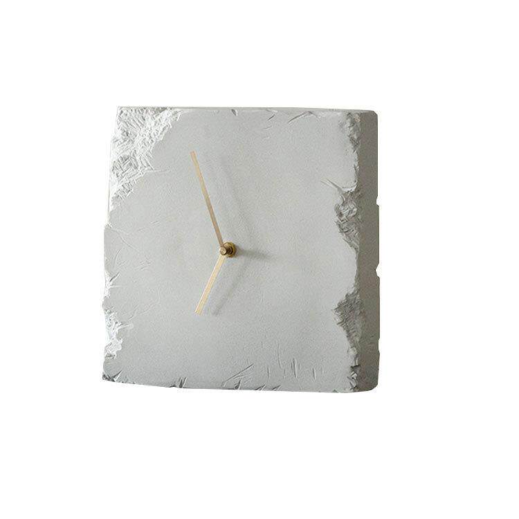 简约创意复古破碎时钟砖头钟表摆件客厅办公室桌面裂纹座钟装饰品