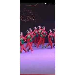 喜庆打鼓服舞中老年红扇子蹈服民族成人演 22新款 正品 开门秧歌20装