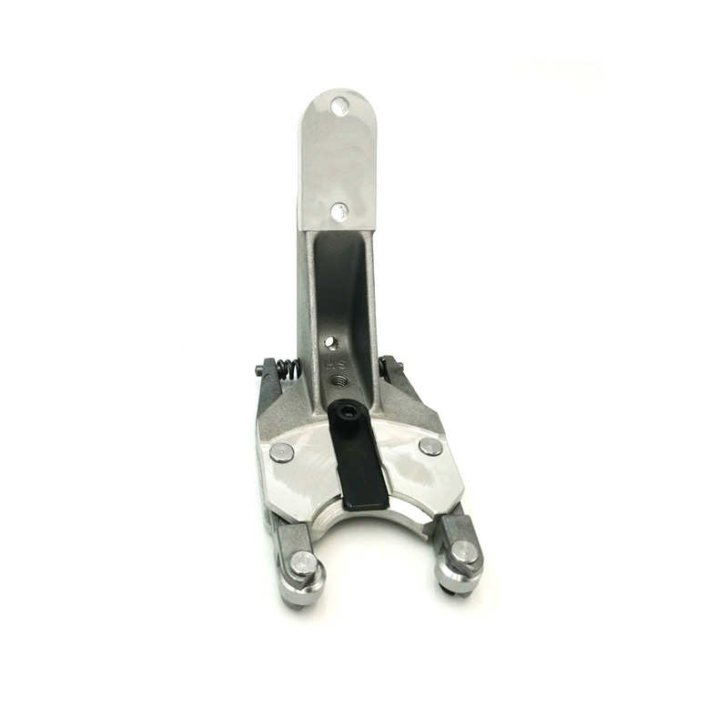 圣杰刀库刀夹加工中心钻攻机BT30刀爪数控台群润星刀库刀套座配件