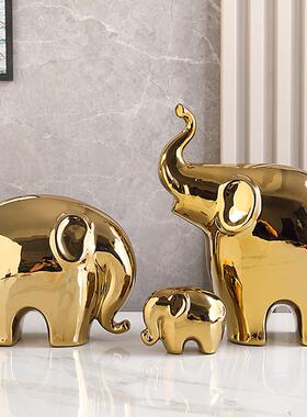 一家三四口摆件客厅卧室电视柜酒柜餐边柜家居装饰品小鹿结婚礼物