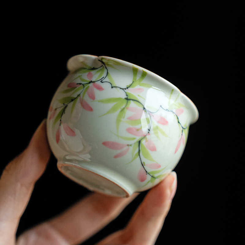 草木灰纯手绘粉藤花花型初夏缸杯个人专用主人杯品茗杯大容量茶杯,餐饮具,茶杯,淘宝优惠券,粉丝福利购,淘宝优惠卷