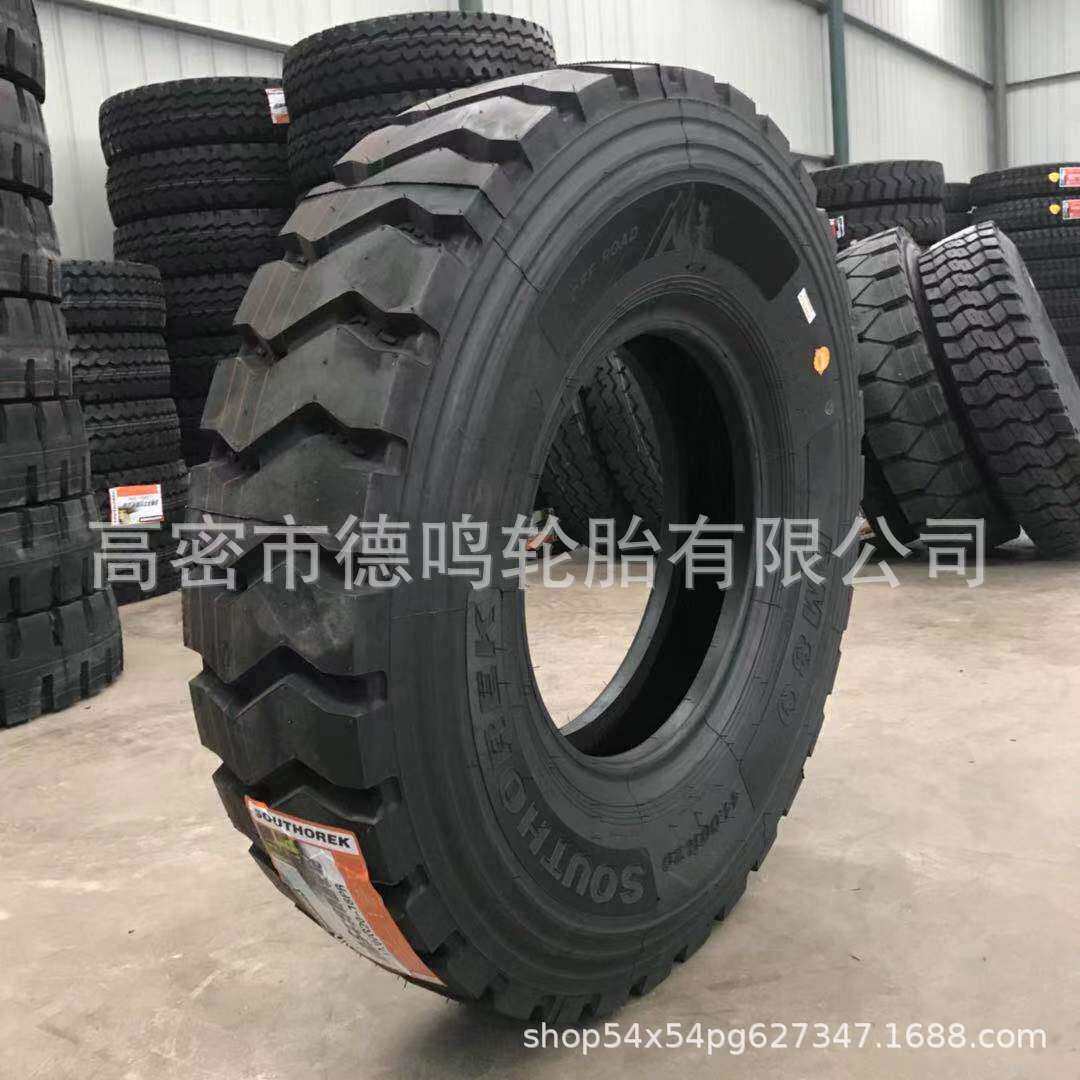 1200R20 1100R20全钢丝轮胎 矿山石方运输车轮胎后八轮自卸车轮胎
