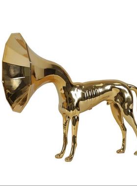 现代轻奢个性小众动物金色喇叭狗摆件样板房售楼桌面陈列装饰组合