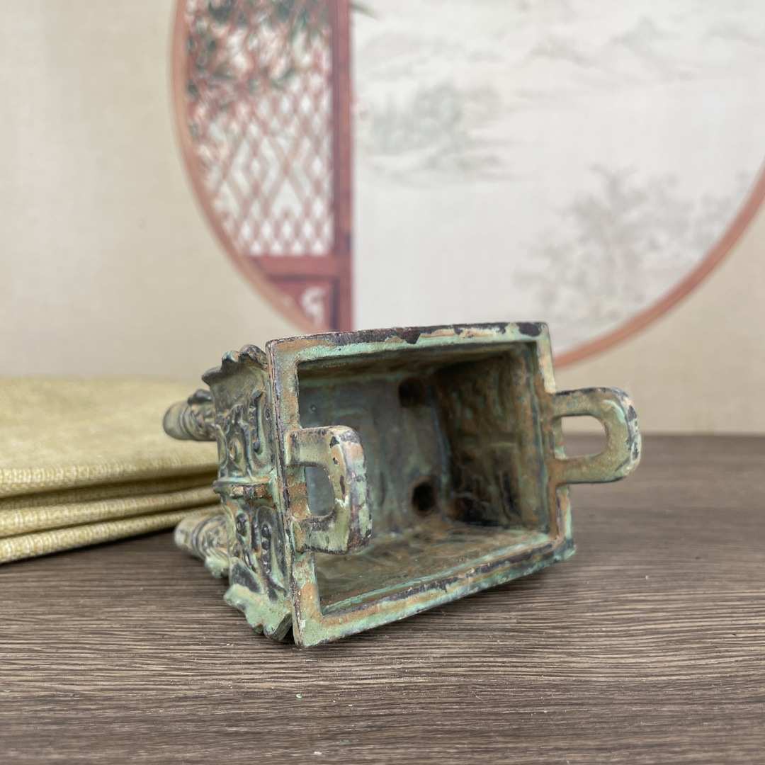 仿古青铜器老包浆四方兽鼎 复古文玩收藏四方香炉香薰鼎书房摆件