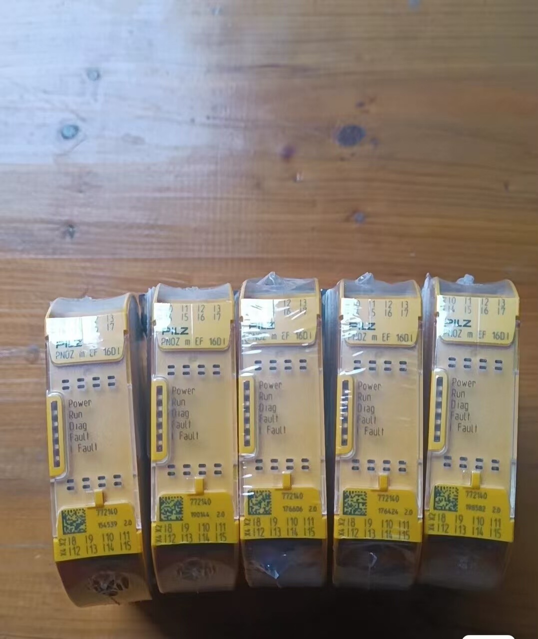 PILZ皮尔磁  现货 订货号312215 全新未开封