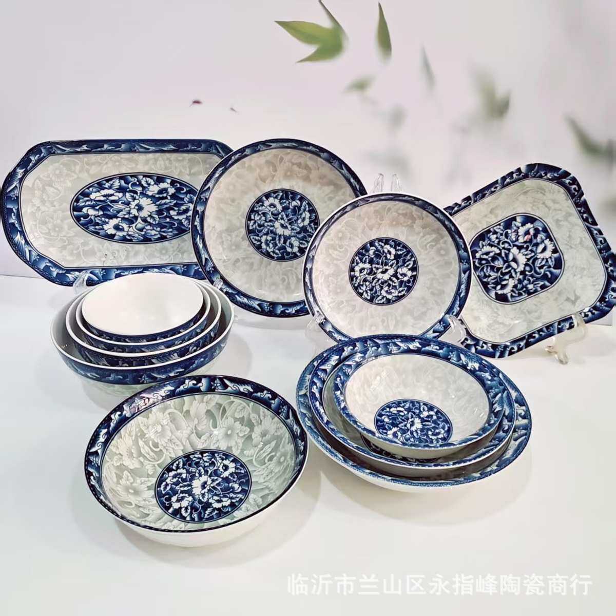 陶瓷批发印花青花瓷系列餐具家用陶瓷碗盘两元5元10元店碗盘批发