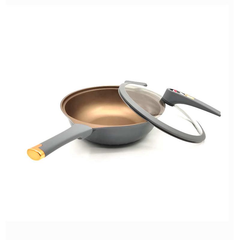 厂家批发轻奢32cm微压锅多功能平底不粘炒锅焖煮锅礼品锅钛金涂层