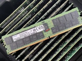 三星128G 2S2Rx4 PC4-2933Y ECC REG RDIMM M393AAG40M3B-CYF内存