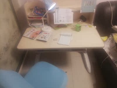 帕默儿童学习桌怎么样?优缺点曝光分析