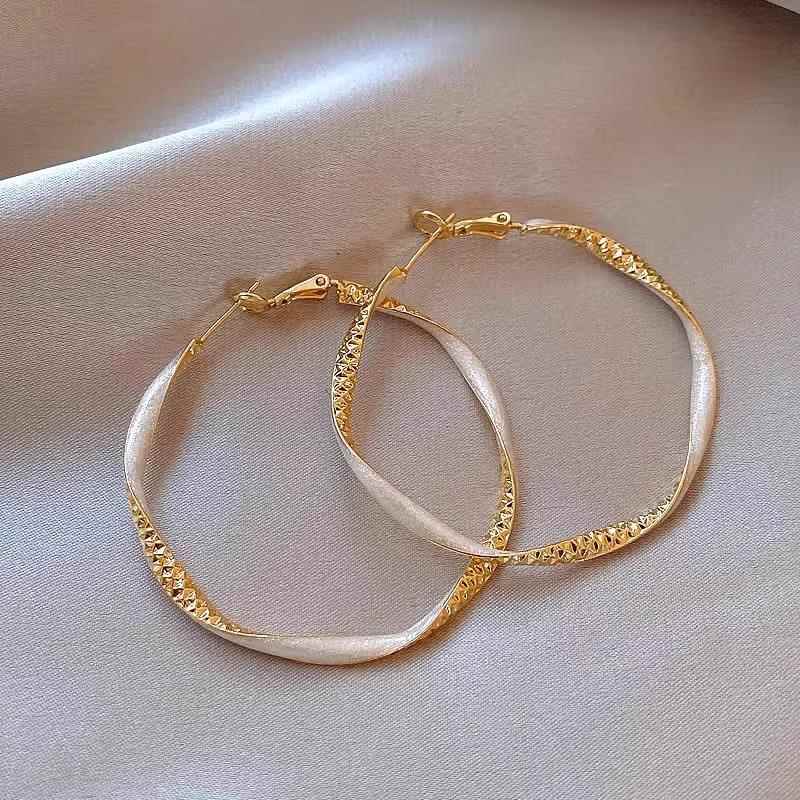 925 Silver Needle Ear Ring Fashion European and American Nic
