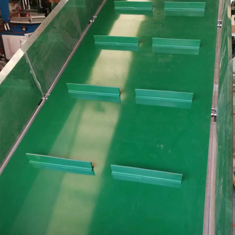 厂家爬坡输送带皮带流水线传送上料运输食品传送高拦板物流运输带