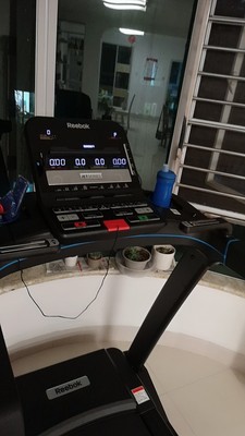 reebok /锐步jet300家用智能跑步机怎么样？不要单看众测表面？