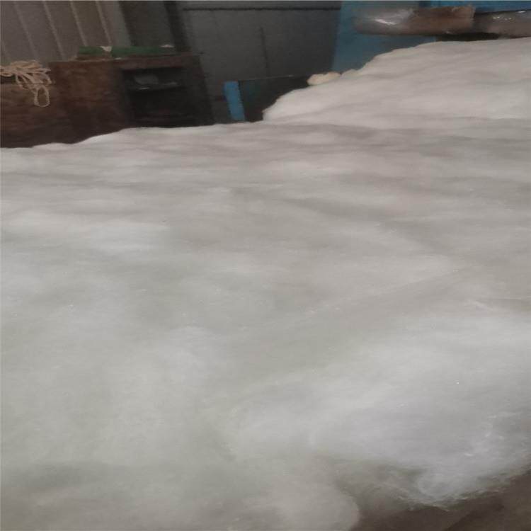 外墙保温白色硅酸铝针刺毯保温棉耐火陶瓷纤维憎水性硅酸针刺毯