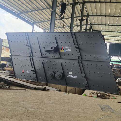 YK3070大型直线振动筛建筑砂石选矿破碎高频双层震动筛沙子滚筒筛