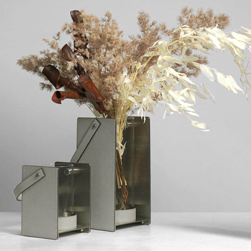 轻奢花瓶北欧手提皮革小众玻璃干花花器高级氛围设计师款软装饰品